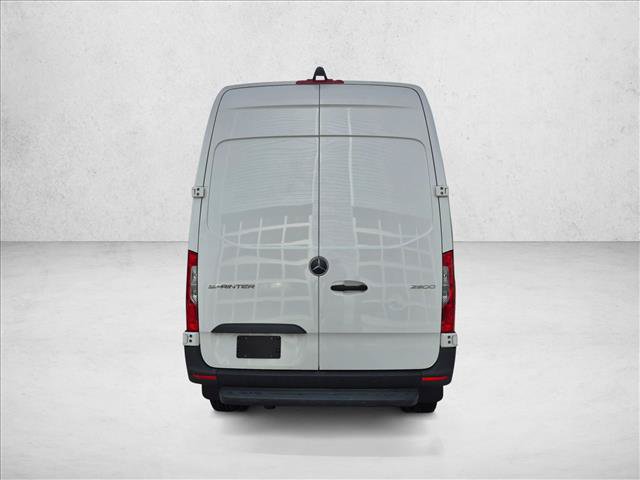 Used 2024 Mercedes-Benz Sprinter 2500 image 6
