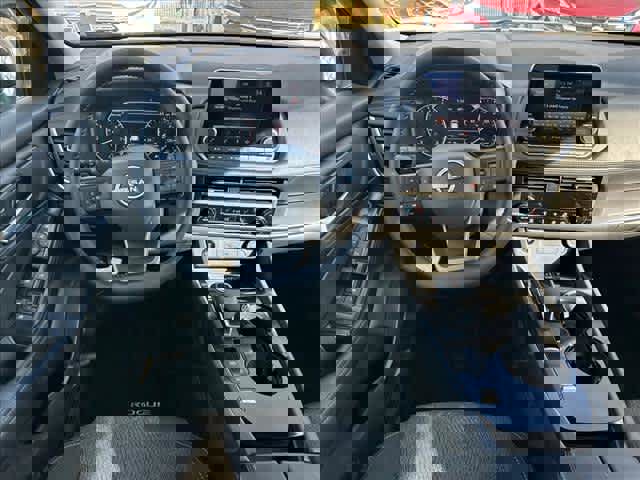 Used 2026 Nissan Rogue SV image 10