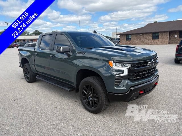 Used 2025 Chevrolet Silverado 1500 LT Trail Boss w/ Convenience Package II AWD/4WD image 9