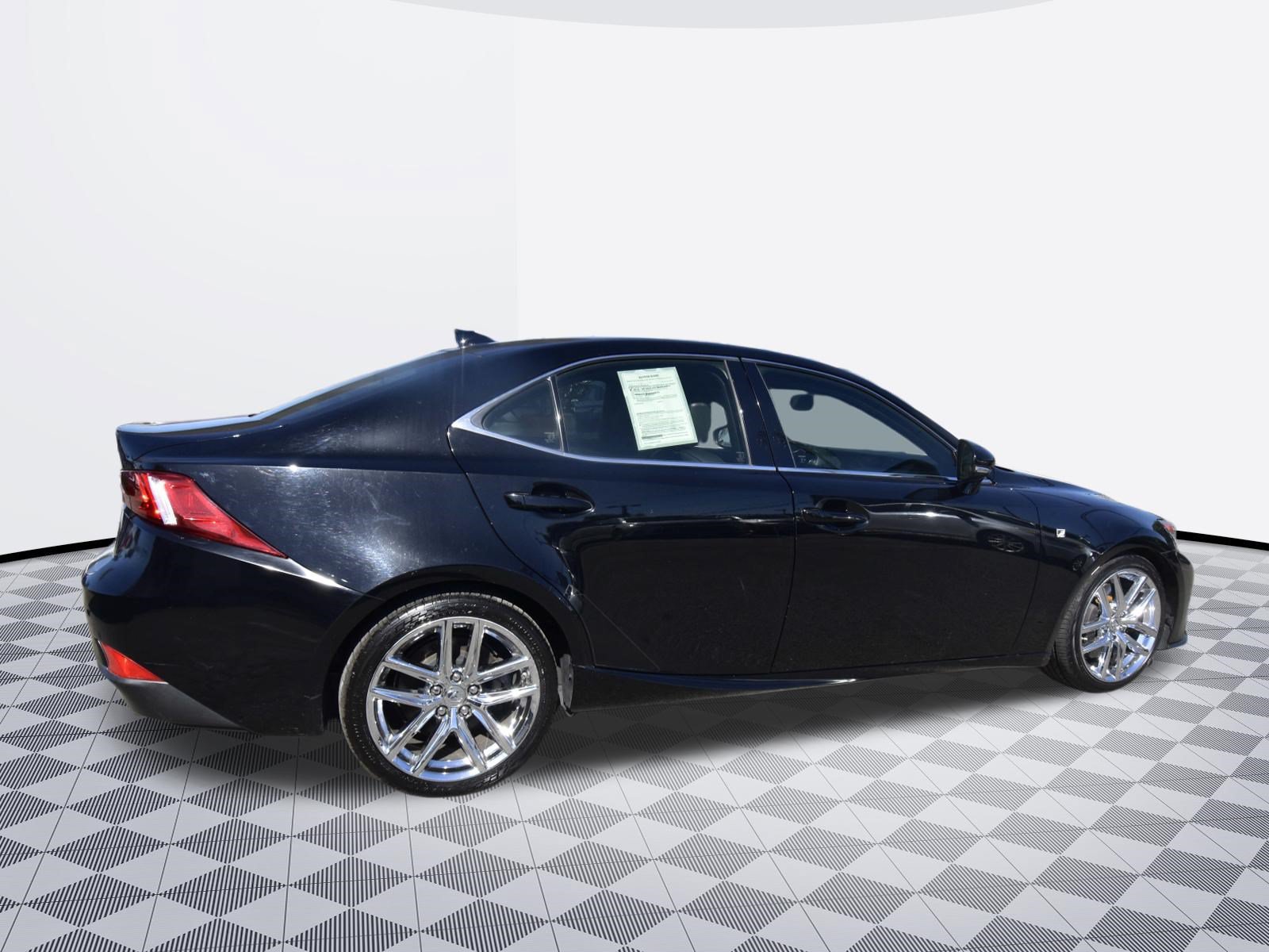 Used 2016 Lexus IS 200t w/ F Sport Package RWD image 4