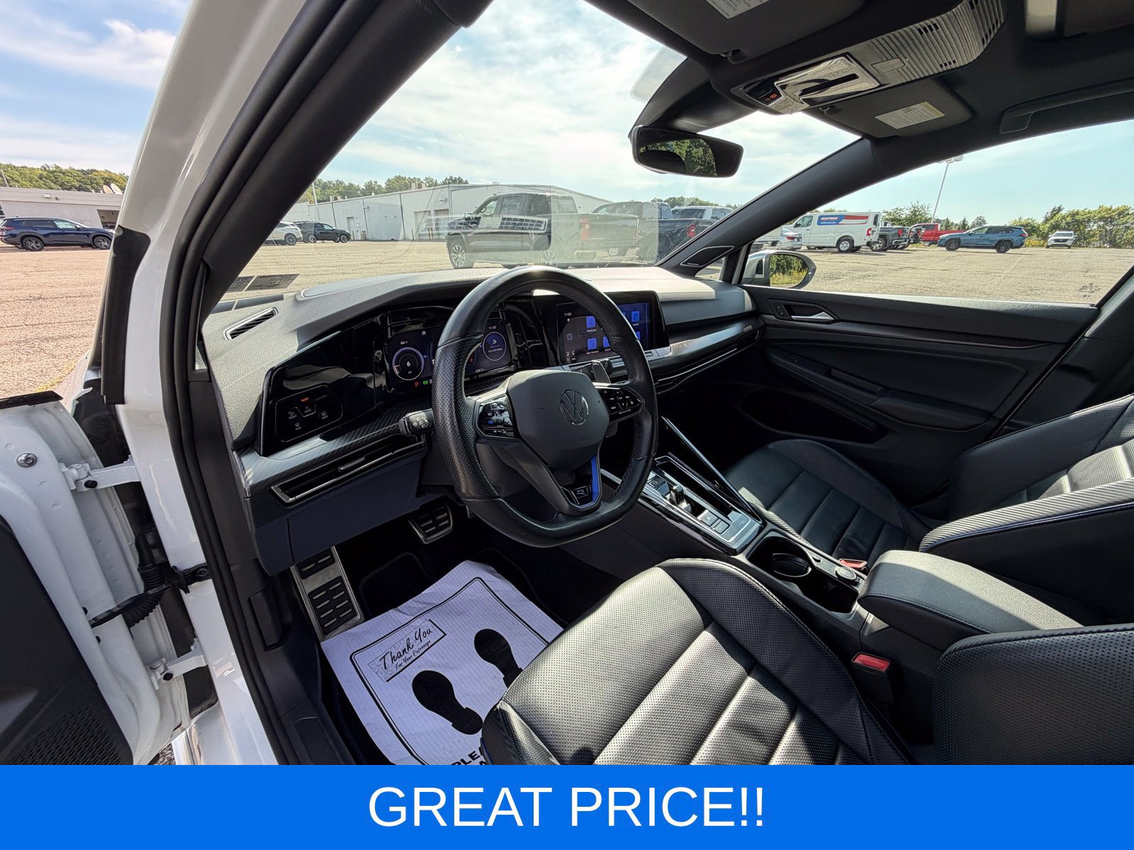 Used 2024 Volkswagen Golf R AWD/4WD image 17