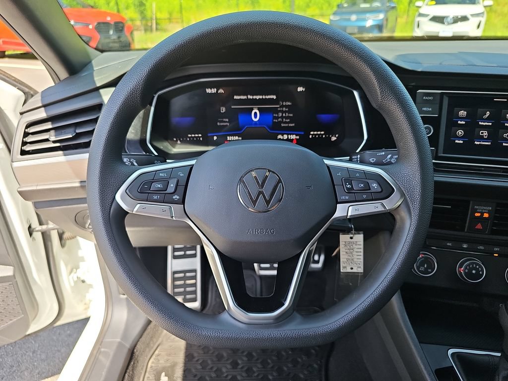 Certified 2023 Volkswagen Jetta Sport FWD image 17