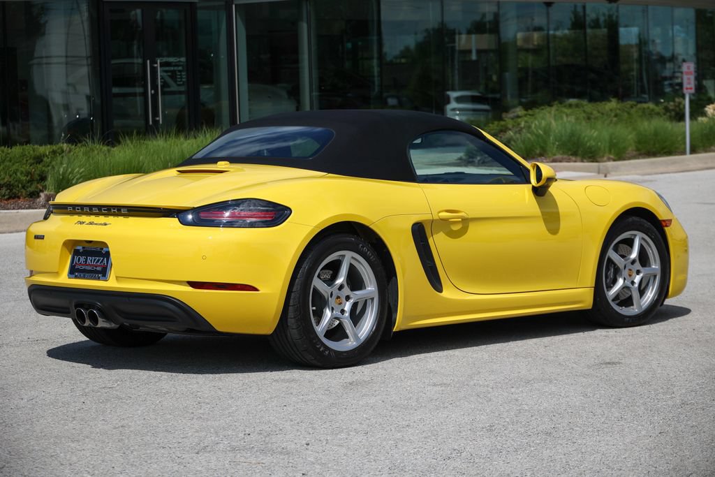 Certified 2024 Porsche 718 Boxster RWD image 16