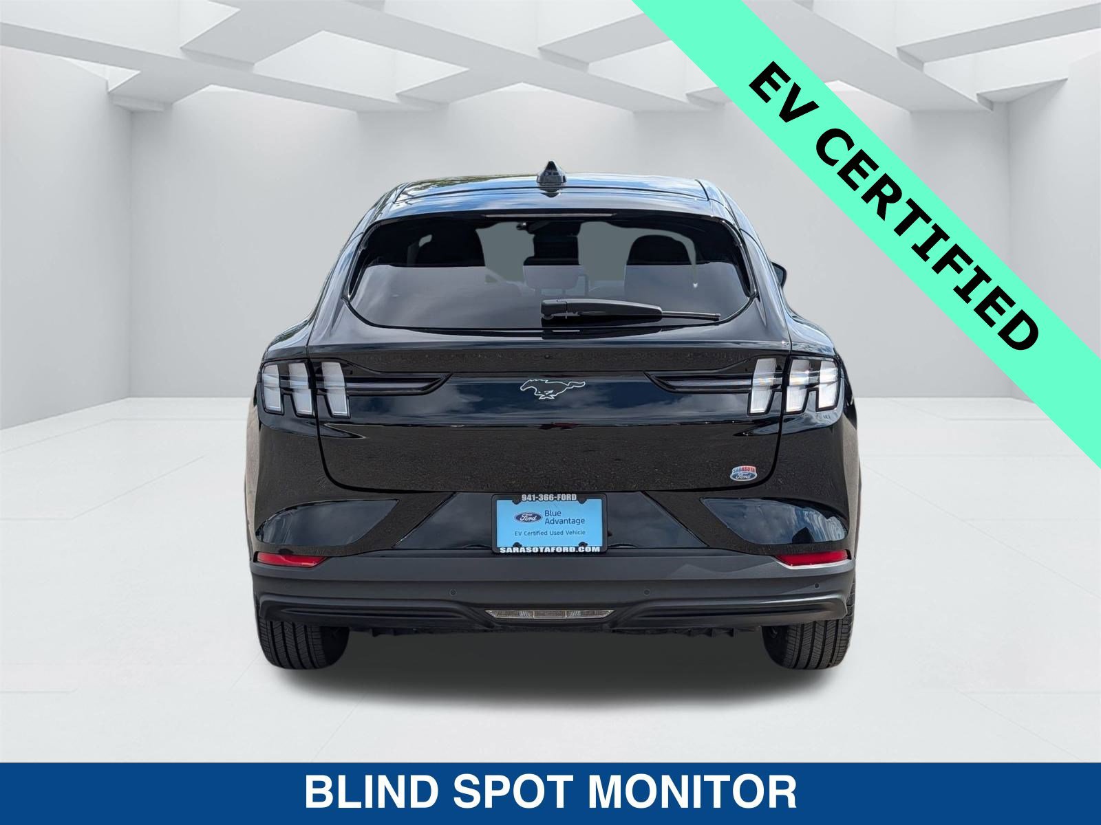 Certified 2025 Ford Mustang Mach-E Select w/ Comfort Package Lite image 5