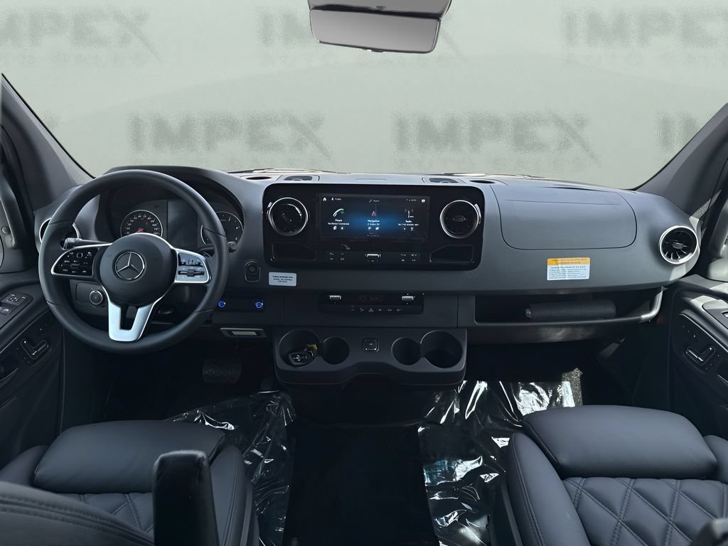 Used 2024 Mercedes-Benz Sprinter 3500 image 14