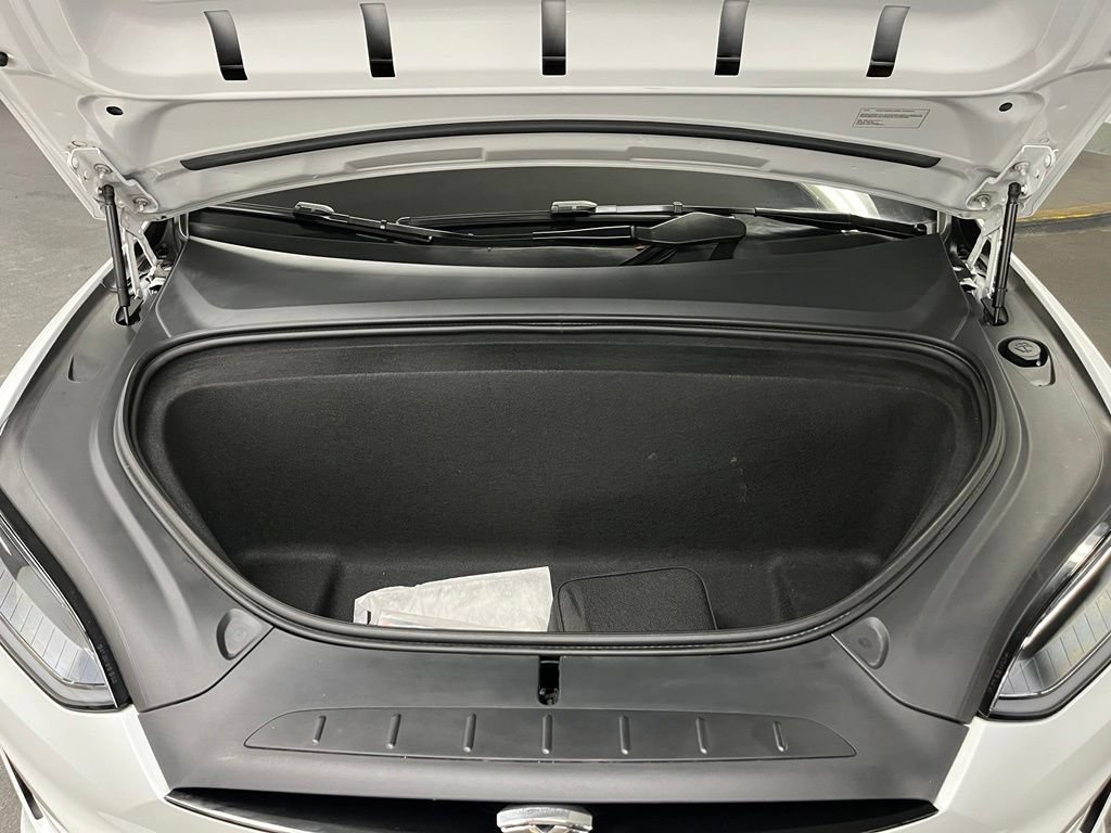 Used 2023 Tesla Model X AWD/4WD image 35