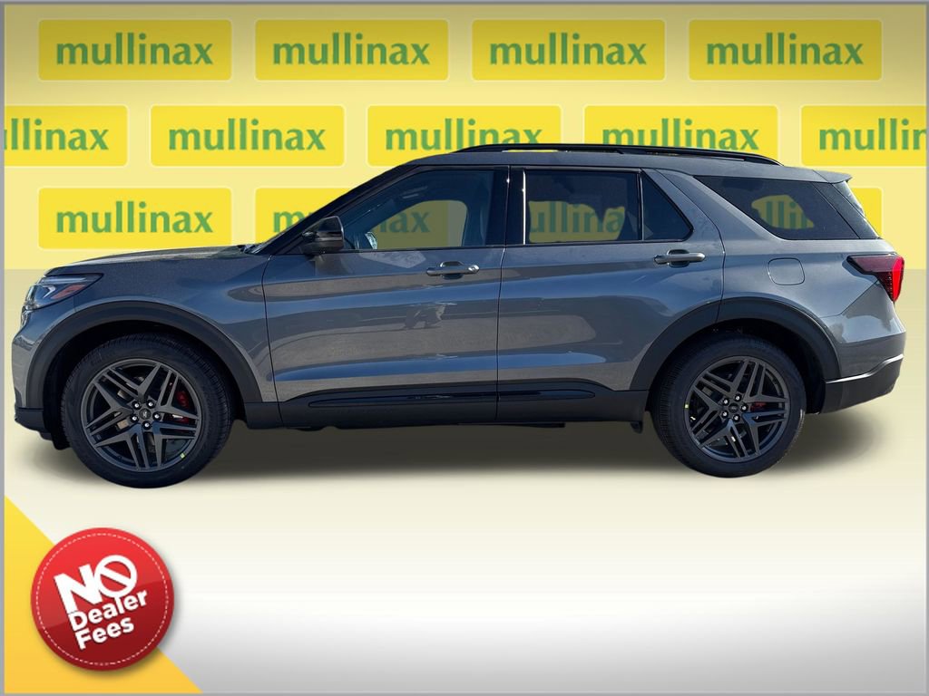 New 2026 Ford Explorer ST RWD image 2