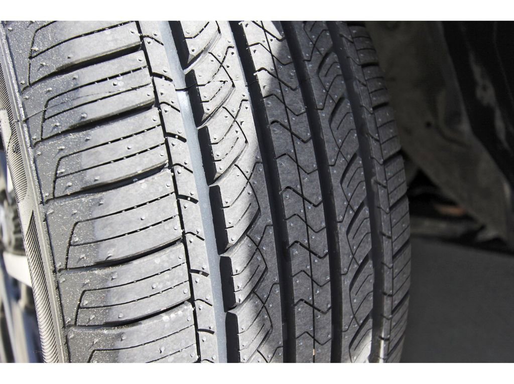 Used 2024 Nissan Sentra SV image 31