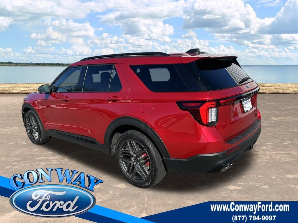 Used 2025 Ford Explorer ST image 12