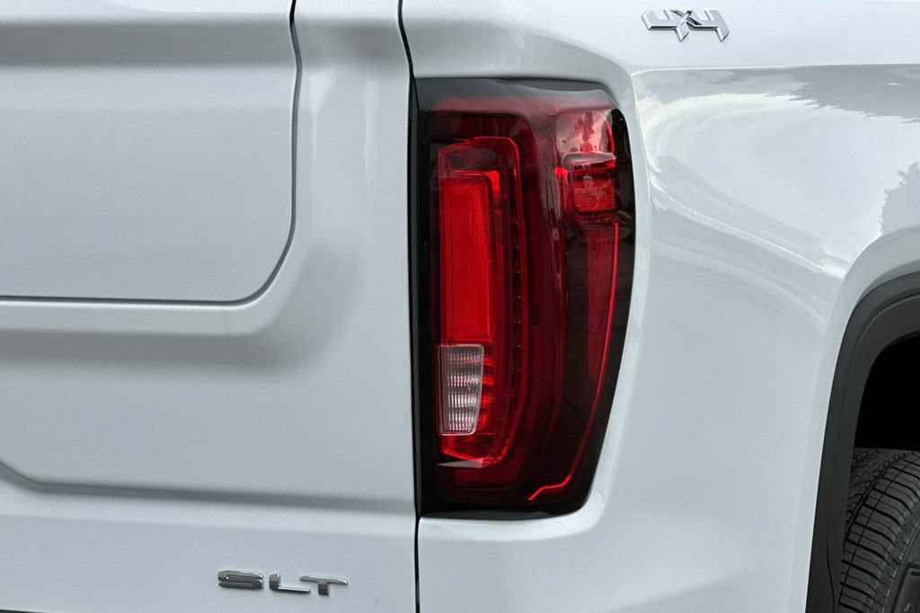 New 2026 GMC Sierra 1500 SLT w/ SLT Premium Plus Package AWD/4WD image 26
