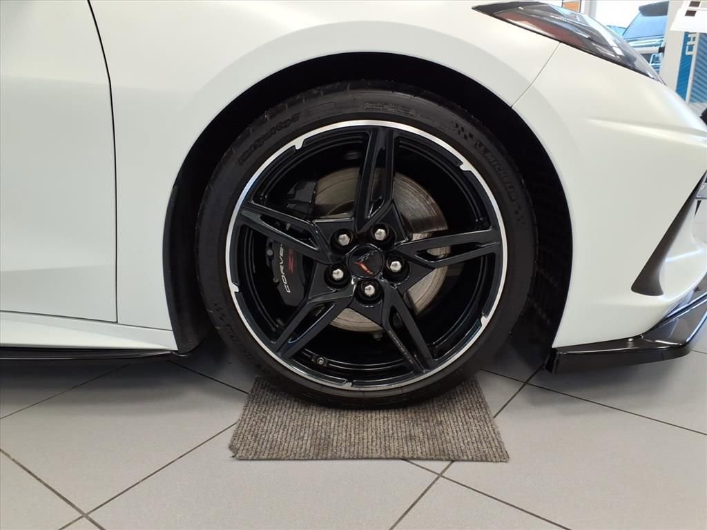 Used 2020 Chevrolet Corvette Stingray Premium Cpe w/ 3LT Preferred Equipment Group image 8