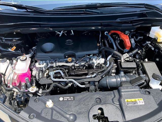 Used 2025 Toyota Sienna Platinum AWD/4WD image 9