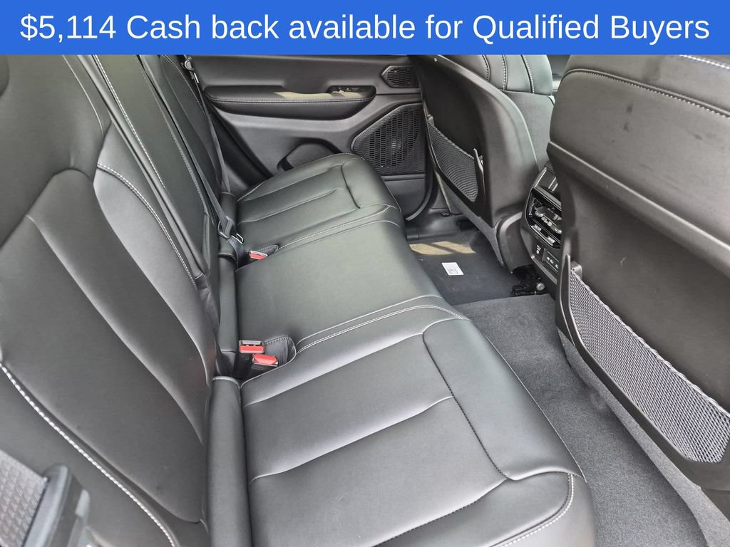 New 2026 Jeep Grand Cherokee Limited w/ Limited Altitude Package AWD/4WD image 27