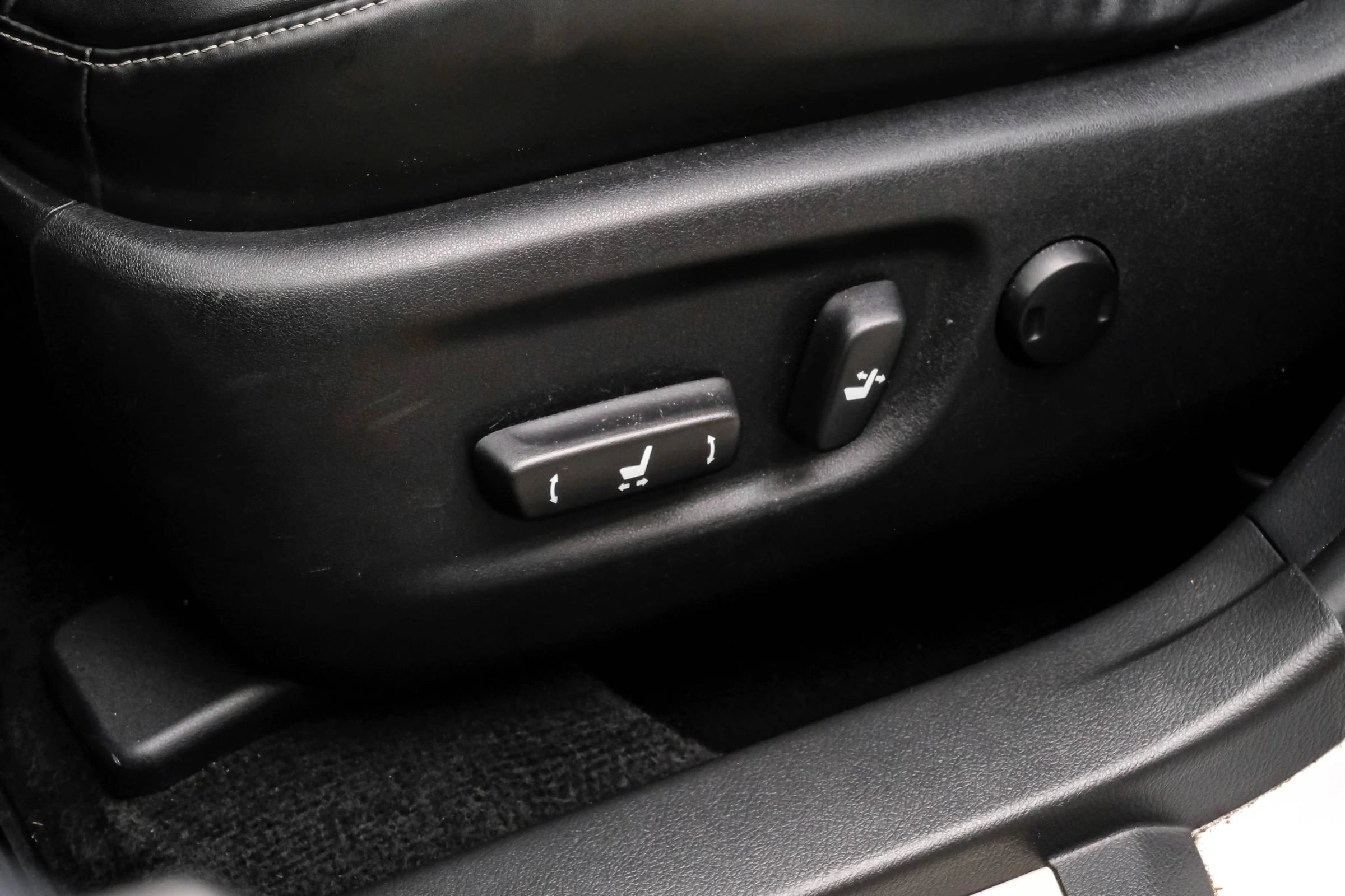 Used 2016 Lexus CT 200h w/ Navigation Package FWD image 34