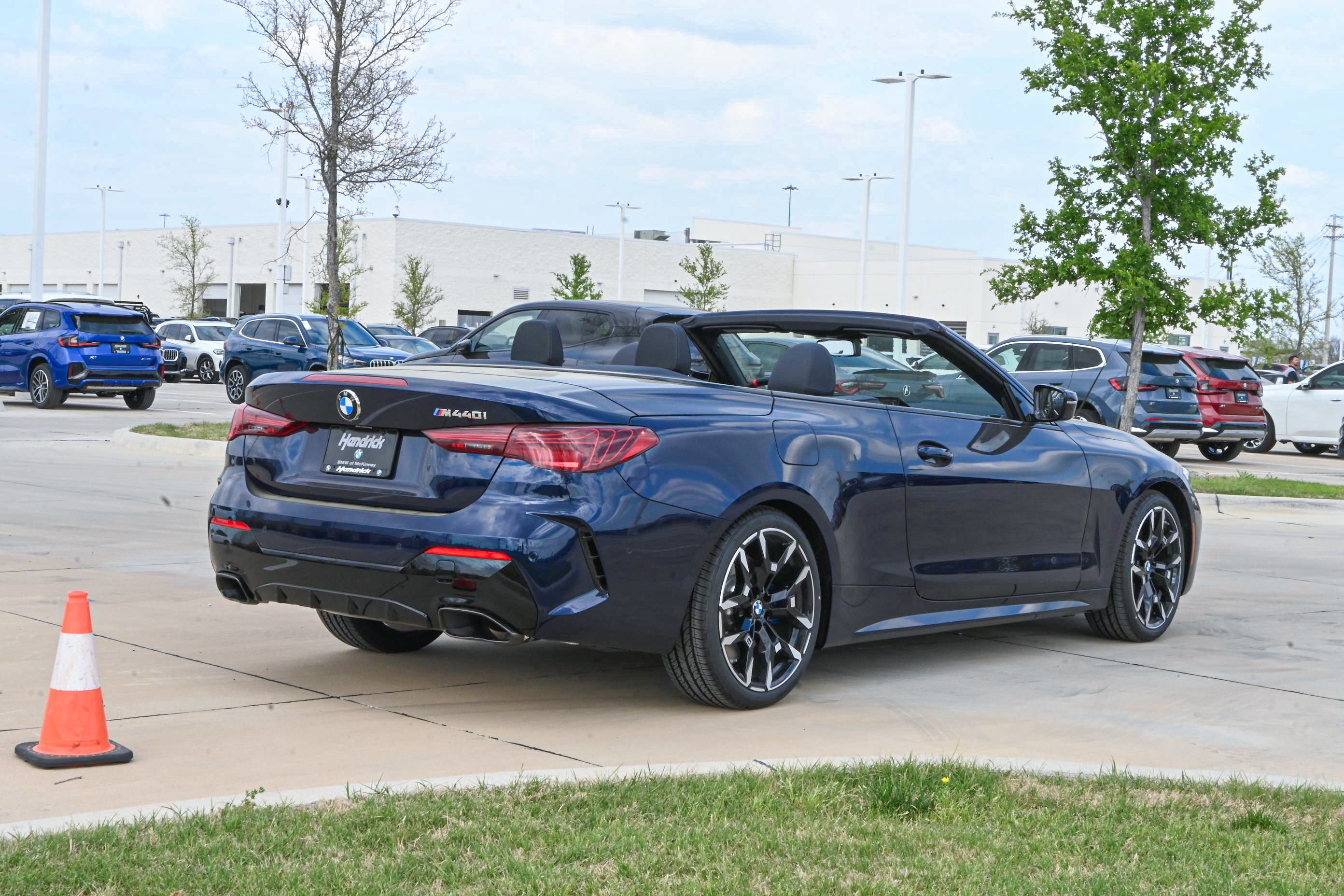New 2026 BMW M440i Convertible RWD image 6