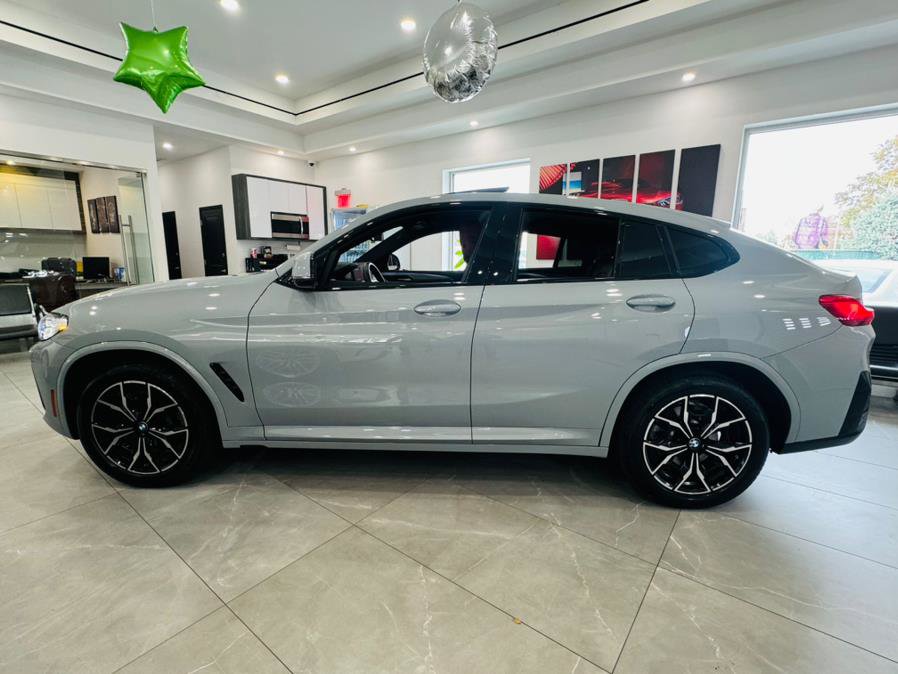 Used 2025 BMW X4 xDrive30i image 5