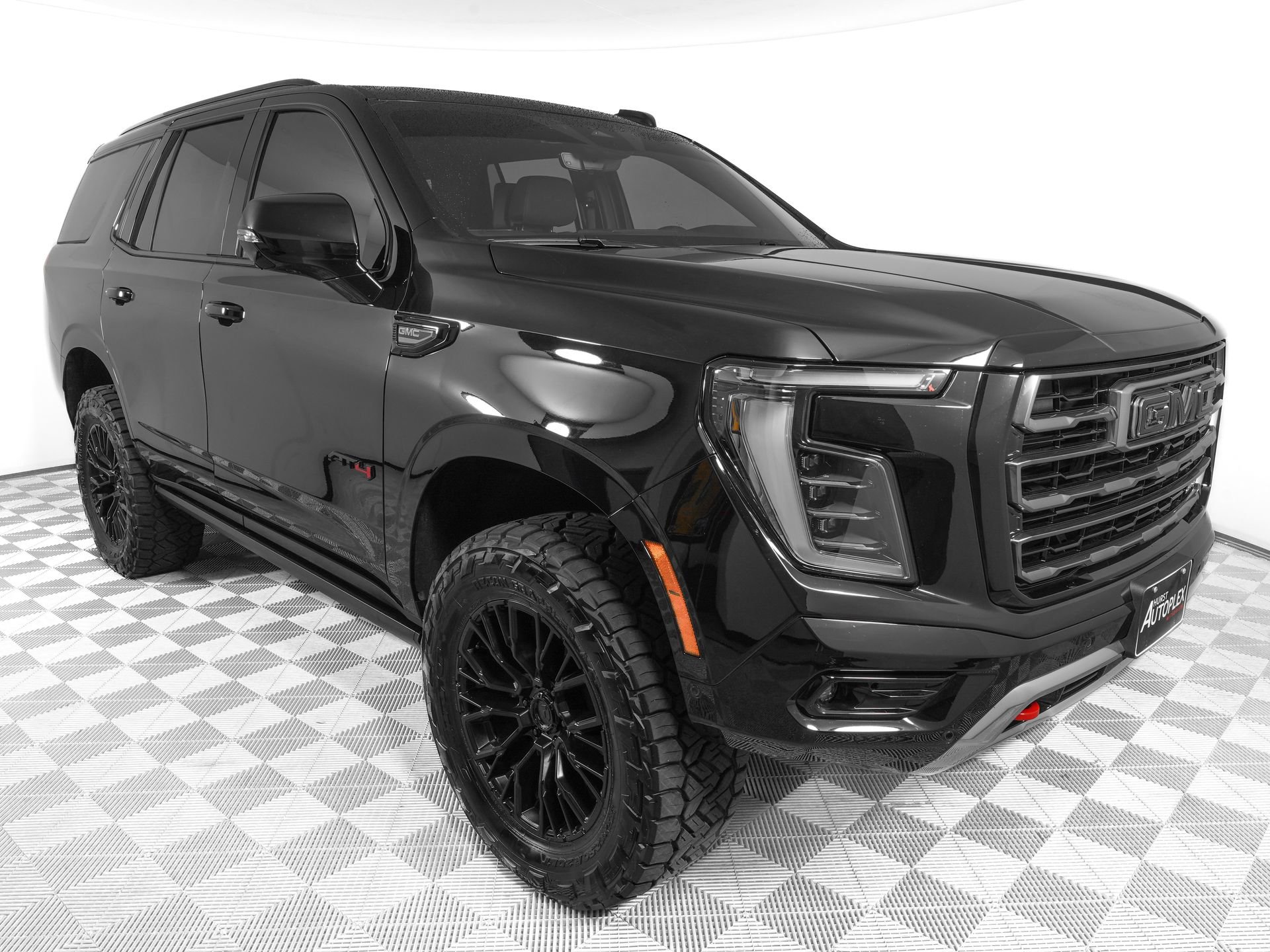 Used 2026 GMC Yukon AT4 w/ AT4 Premium Plus Package image 4