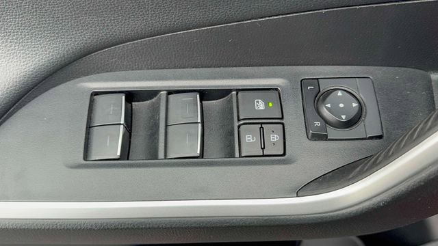 Used 2023 Toyota RAV4 Adventure image 14