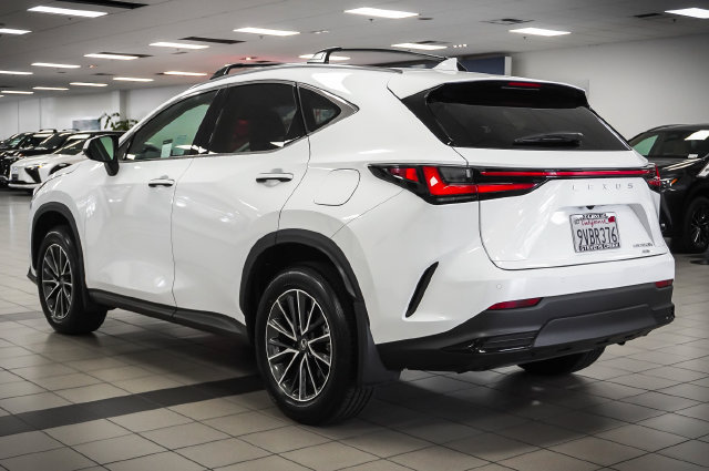 Certified 2026 Lexus NX 350h AWD w/ Accessory Package (2T) image 8