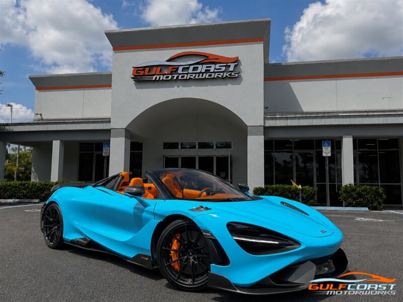 Used 2022 McLaren 765LT RWD image 1