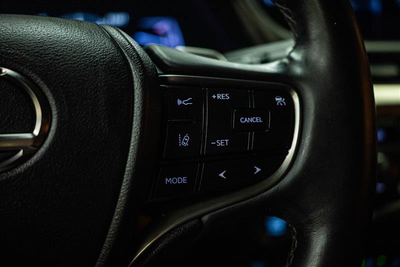 Used 2020 Lexus ES 350 w/ Premium Package FWD image 18