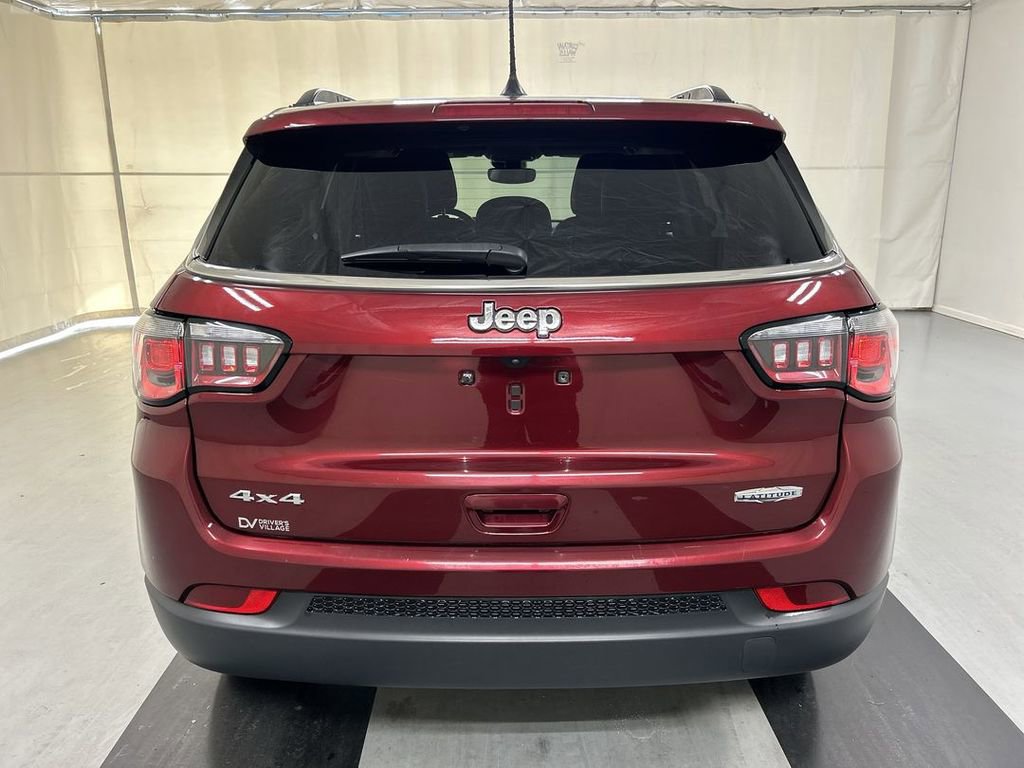 Used 2022 Jeep Compass Latitude w/ Convenience Group AWD/4WD image 20