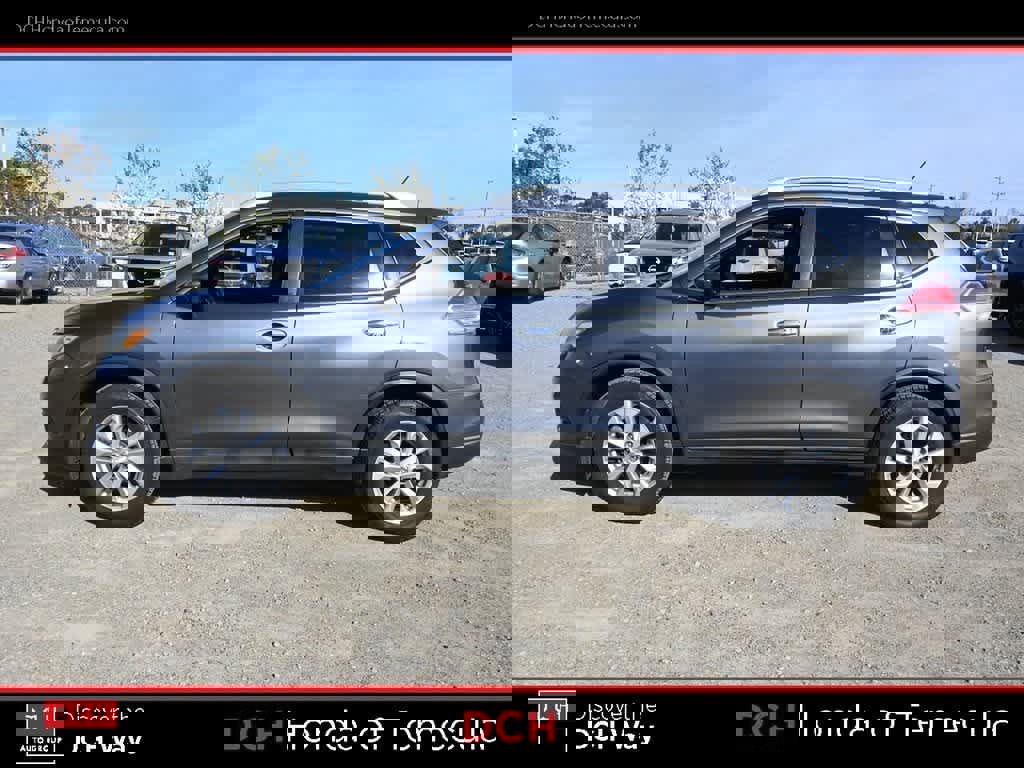 Used 2016 Nissan Rogue SV w/ SV Premium Package image 4