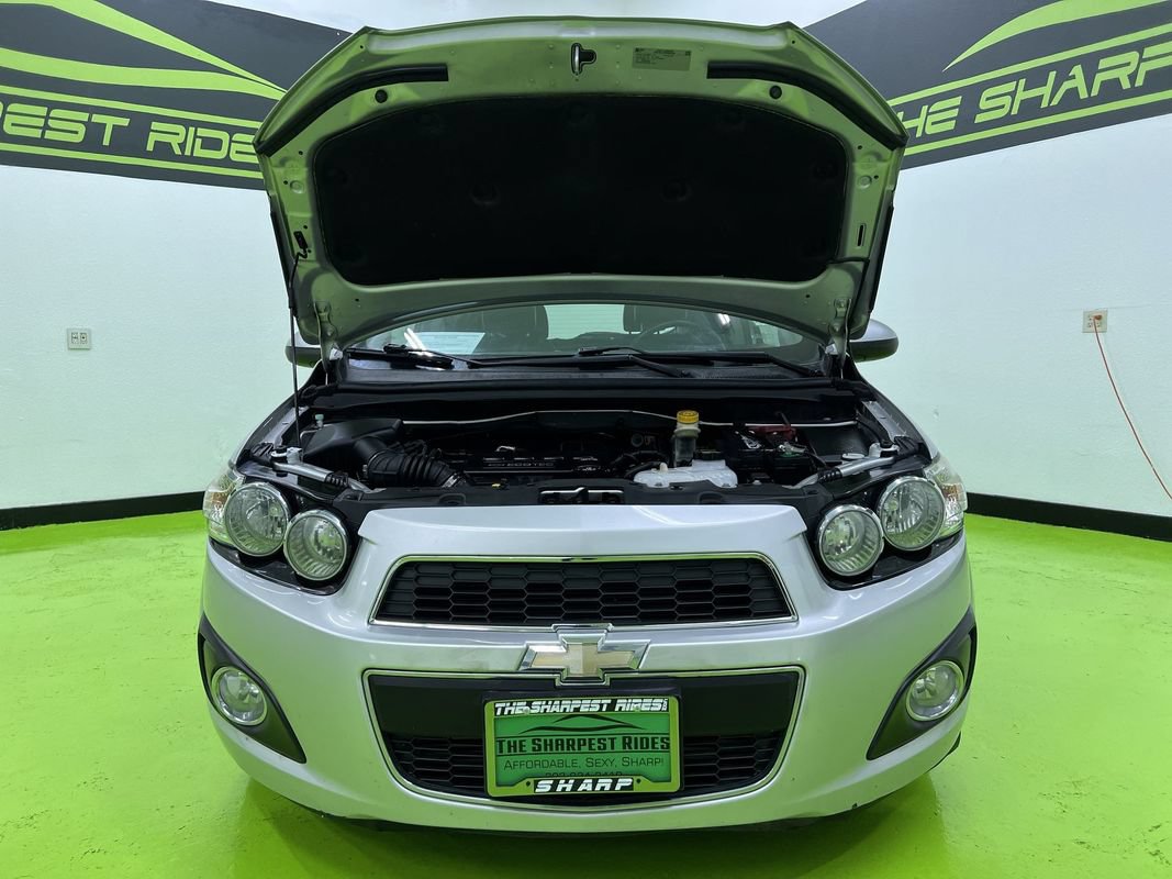 Used 2015 Chevrolet Sonic LTZ FWD image 4
