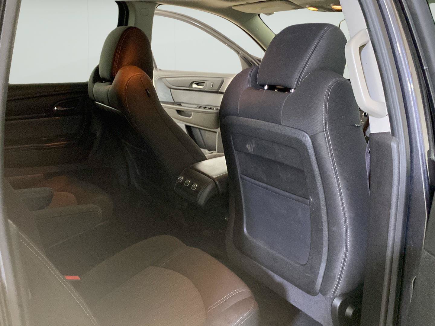 Used 2015 Chevrolet Traverse LT w/ Style and Technology Package AWD/4WD image 20