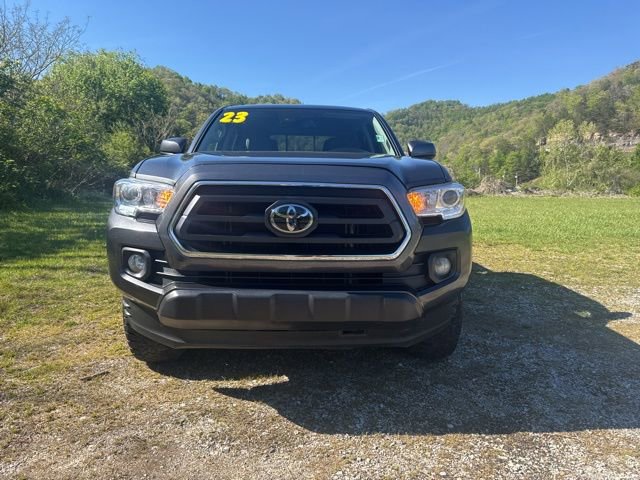 Used 2023 Toyota Tacoma SR5 AWD/4WD image 3