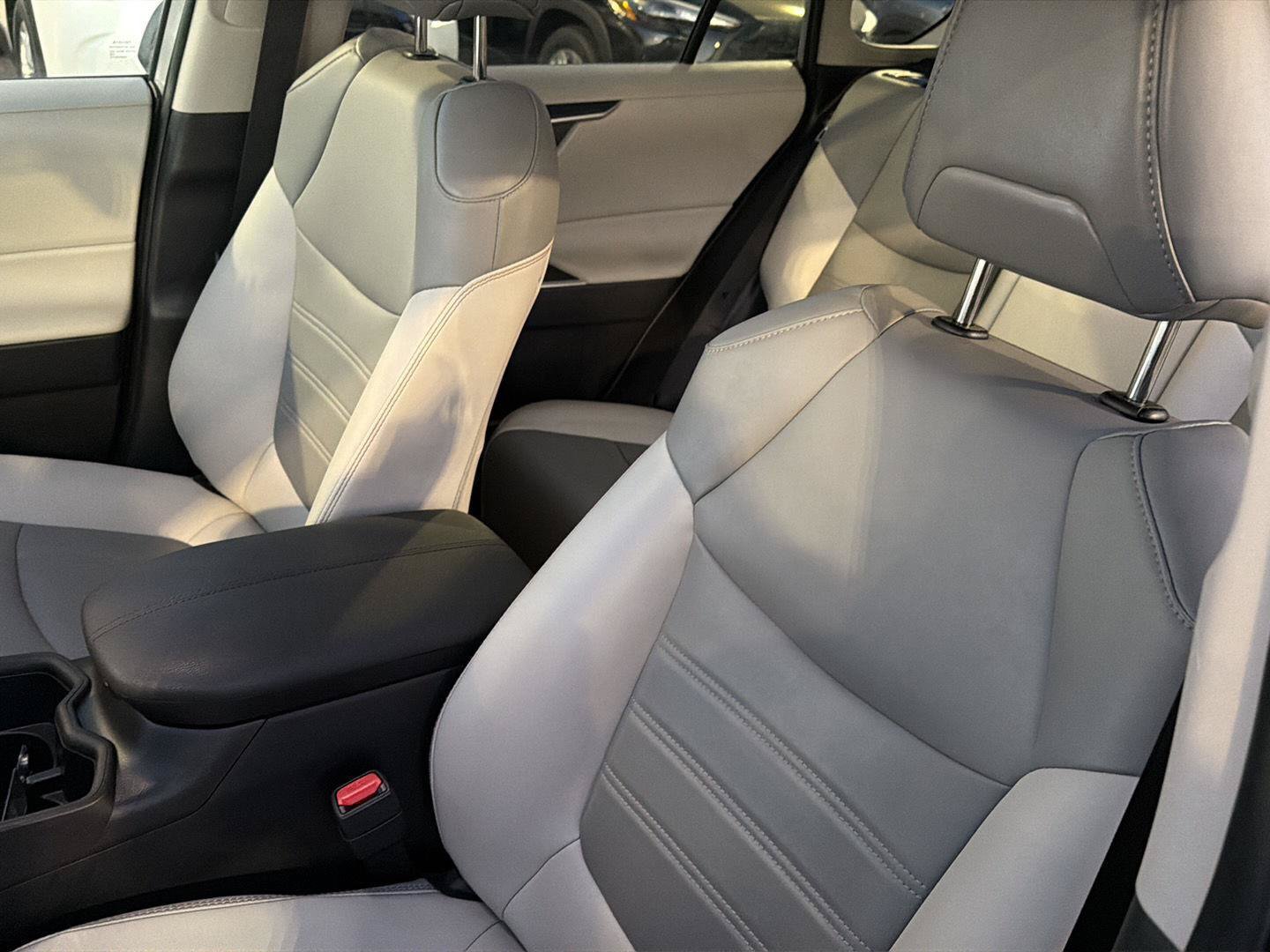 Certified 2023 Toyota RAV4 XLE Premium FWD image 30