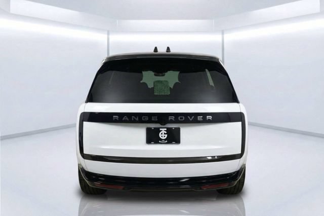 Used 2026 Land Rover Range Rover SE AWD/4WD image 4
