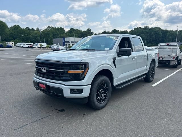 New 2026 Ford F150 XLT w/ Equipment Group 302A MID AWD/4WD image 3