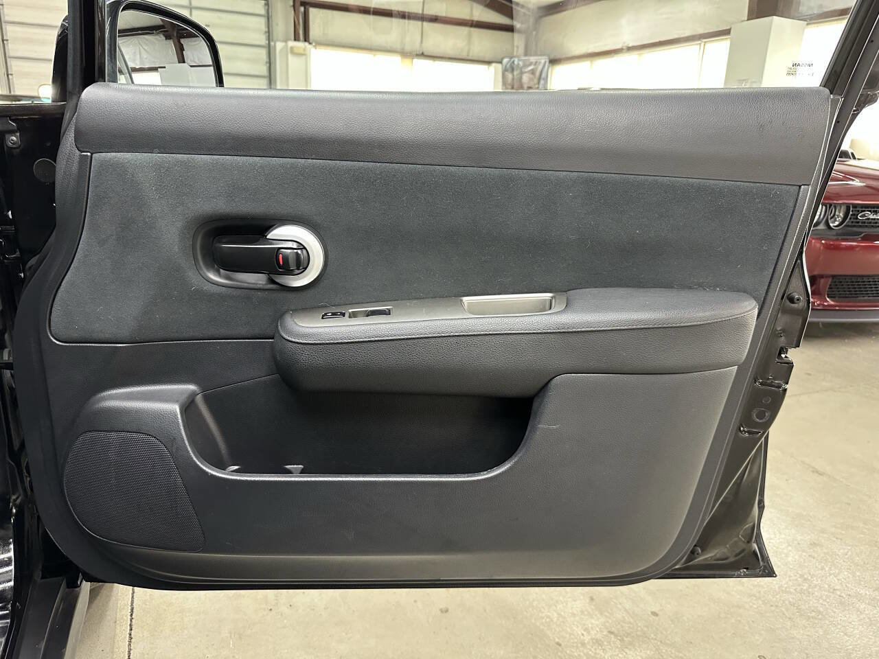 Used 2011 Nissan Versa 1.8 S image 16