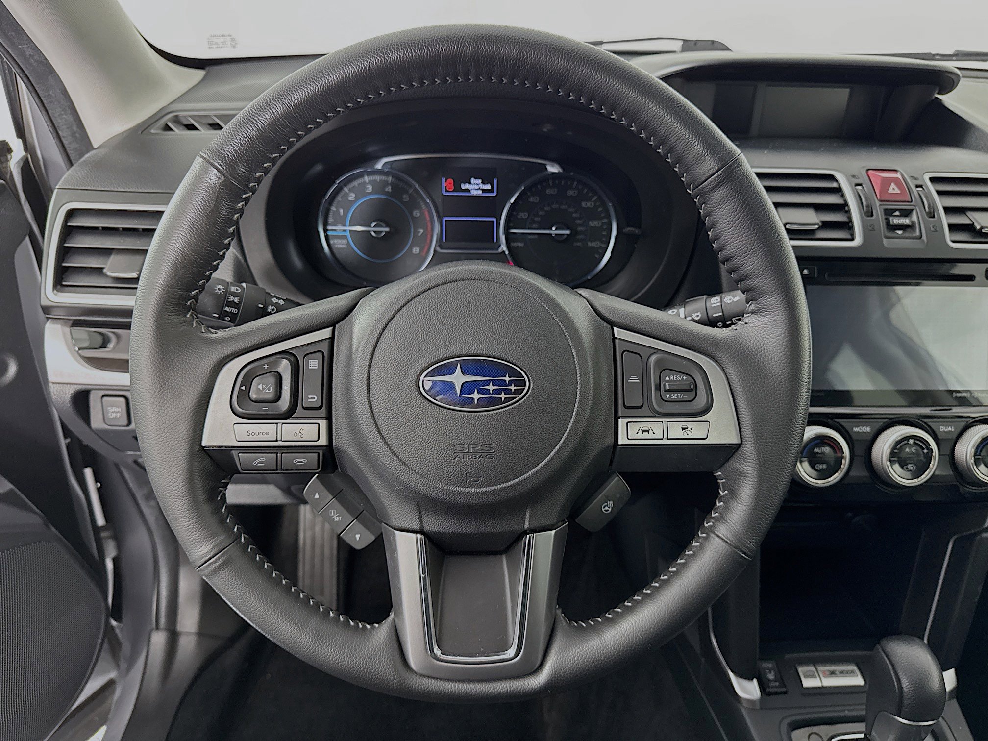 Used 2018 Subaru Forester 2.5i Touring AWD/4WD image 11
