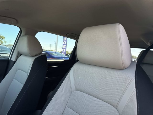 Certified 2025 Honda CR-V LX image 24