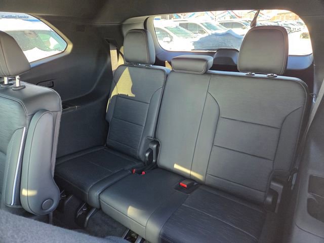 Used 2025 Buick Enclave Sport Touring image 19