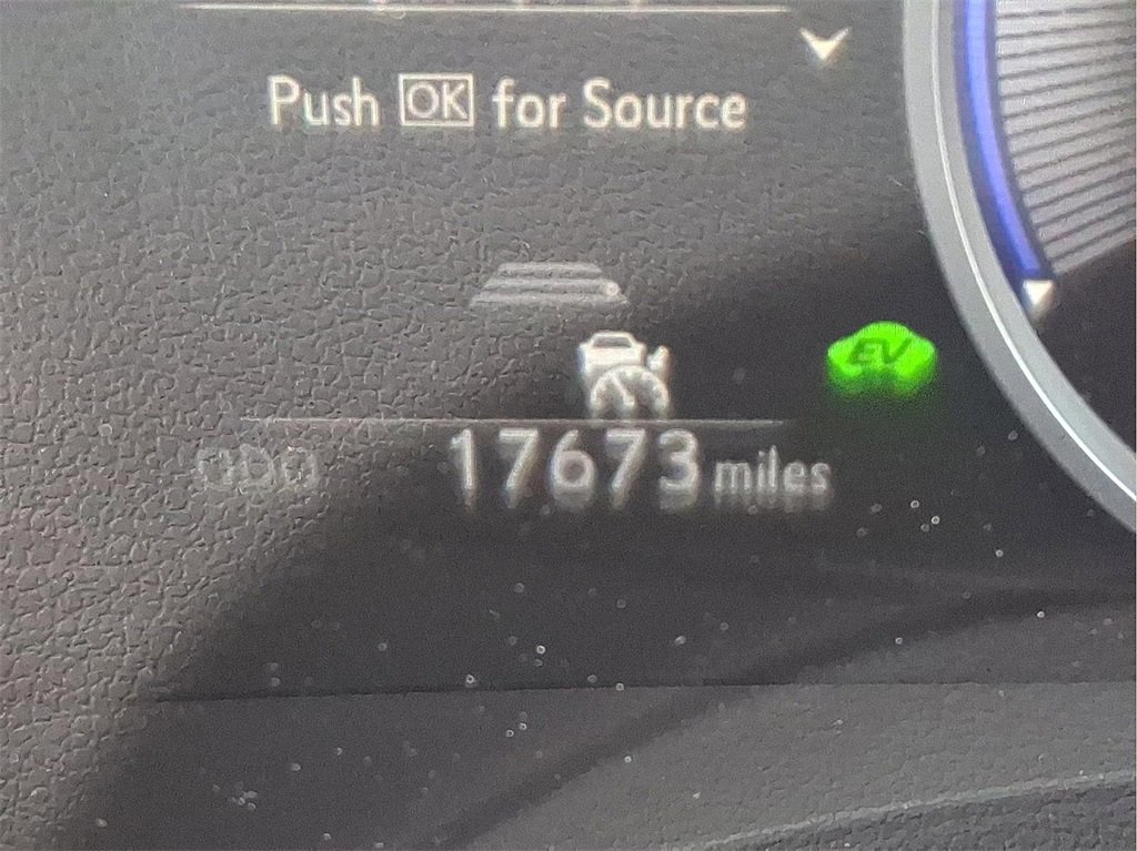 Certified 2022 Lexus NX 350h AWD image 25