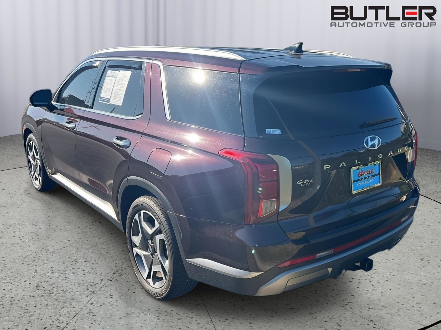 Used 2024 Hyundai Palisade SEL w/ Premium Package image 9