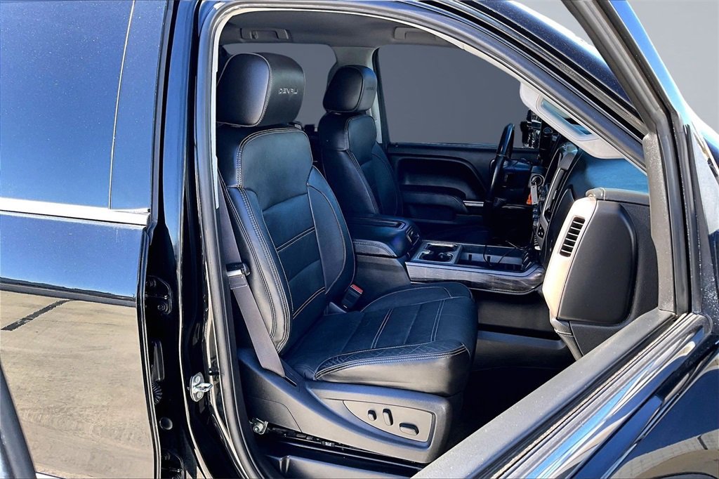 Used 2015 GMC Sierra 2500 Denali w/ Duramax Plus Package image 15