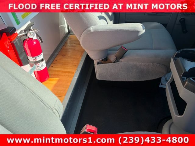 Used 2019 Ford E-350 and Econoline 350 Super Duty RWD image 27