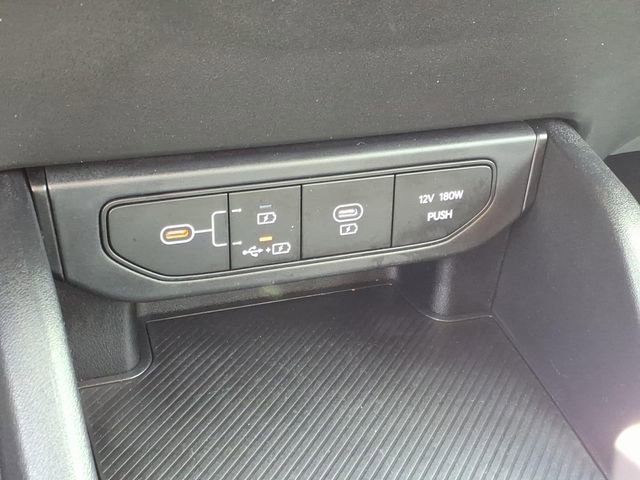 Used 2025 Kia K4 LXS image 15