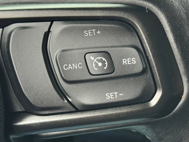 Certified 2022 Jeep Gladiator Willys image 25