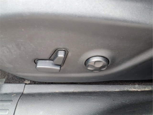 Used 2019 Jeep Cherokee Trailhawk w/ Comfort/Convenience Group image 13