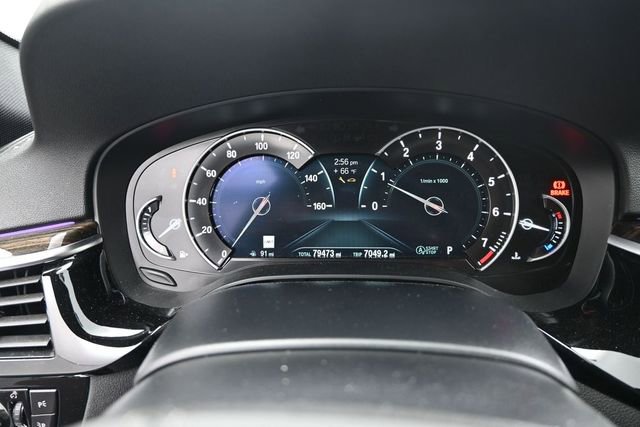 Used 2019 BMW 530i xDrive w/ Convenience Package AWD/4WD image 12