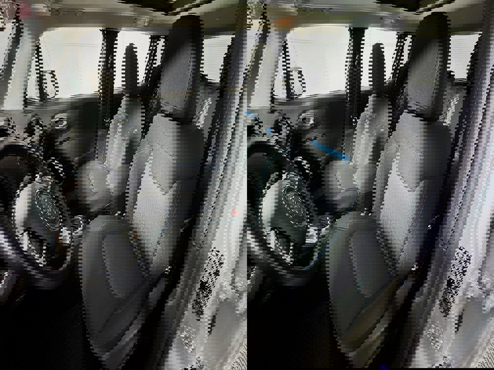 Used 2021 Jeep Renegade Latitude image 14