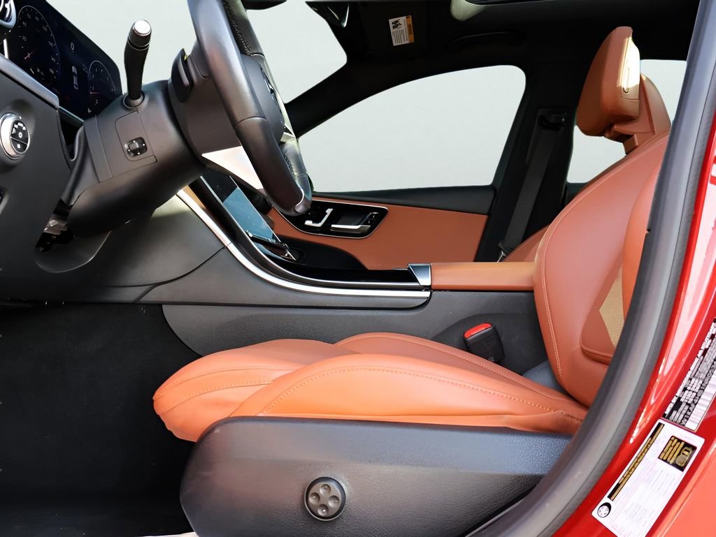 Certified 2022 Mercedes-Benz C 300 4MATIC Sedan image 37