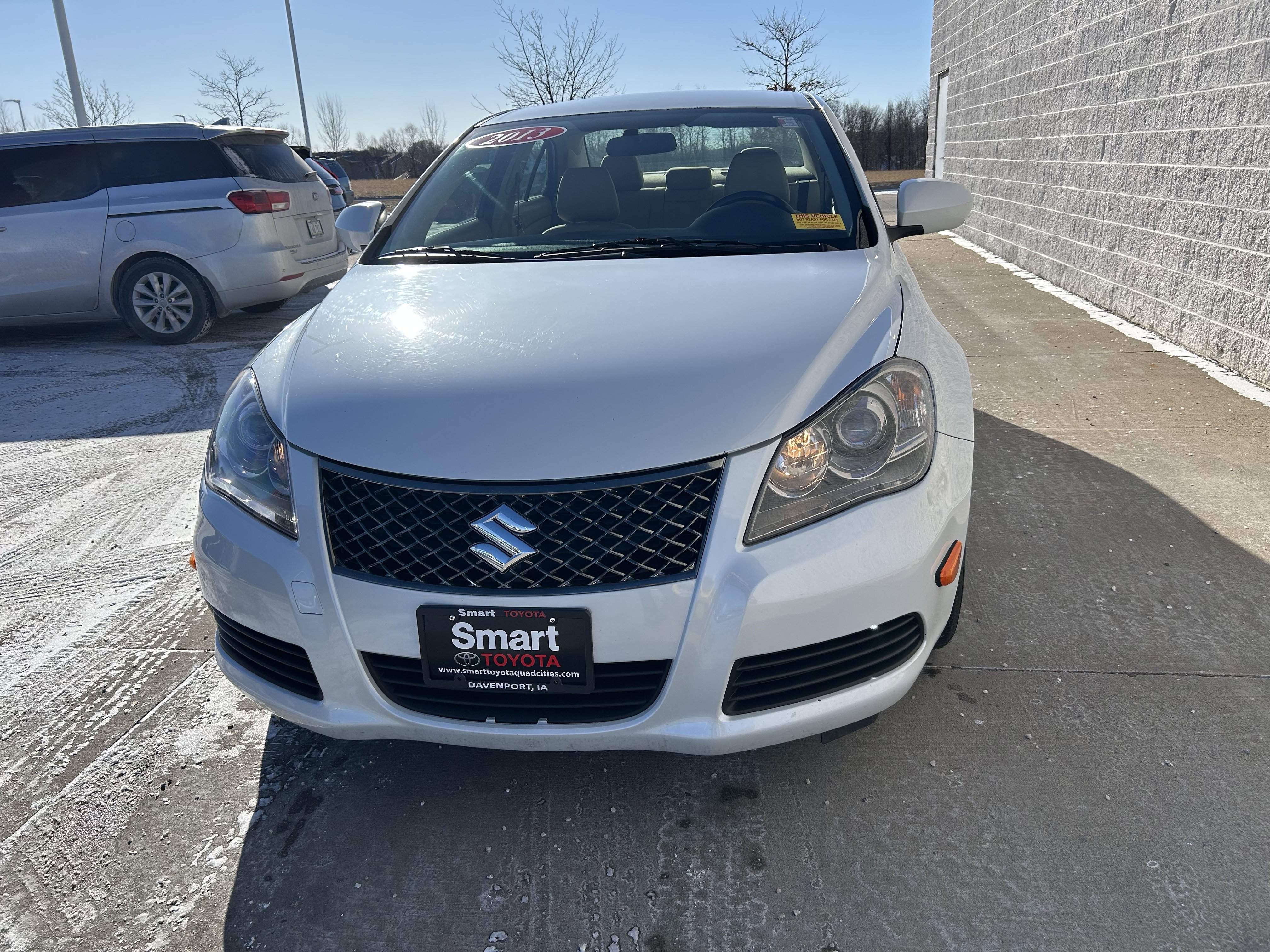 Used 2013 Suzuki Kizashi SE image 8