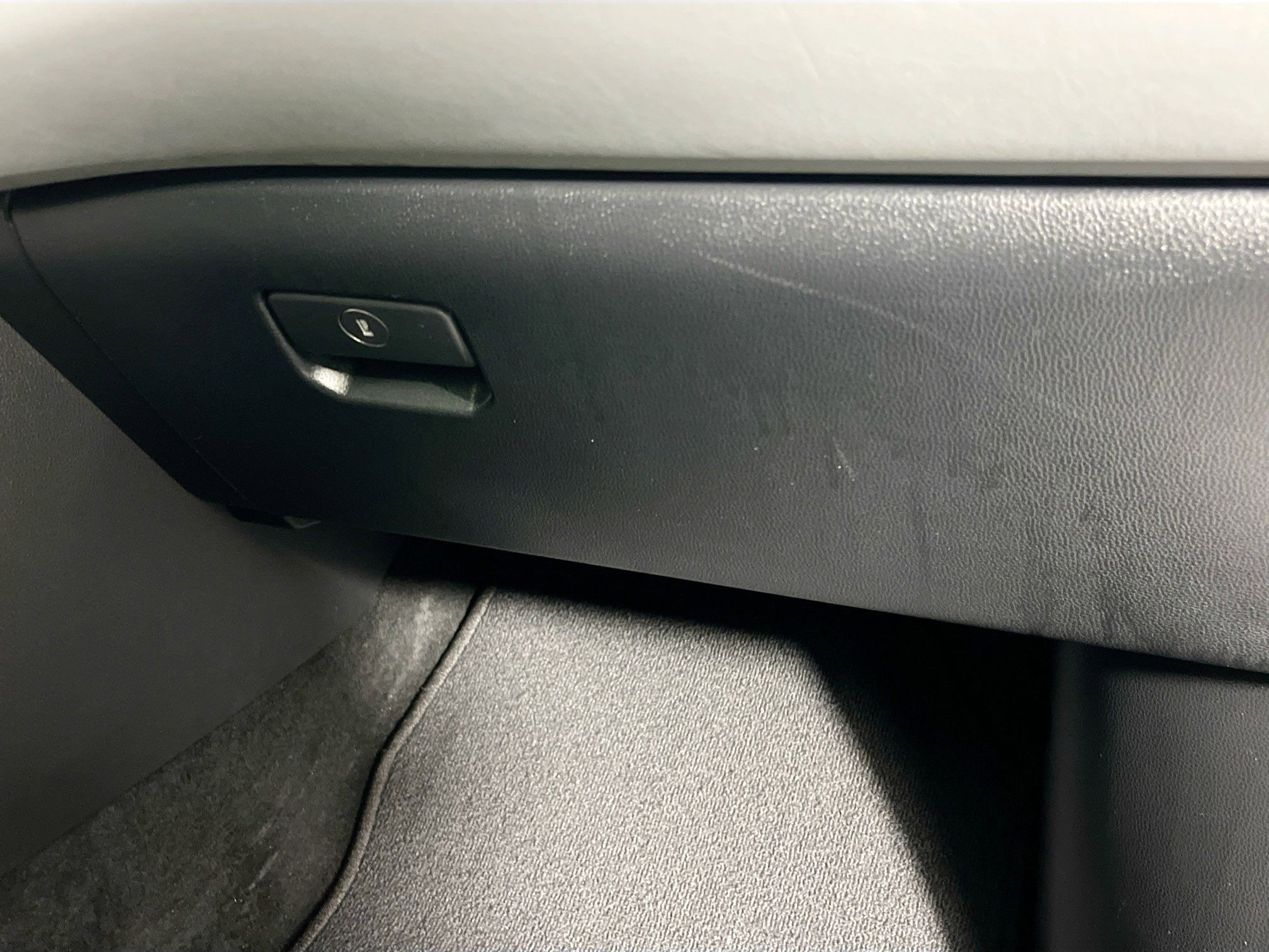 Used 2022 Toyota Highlander Limited image 35