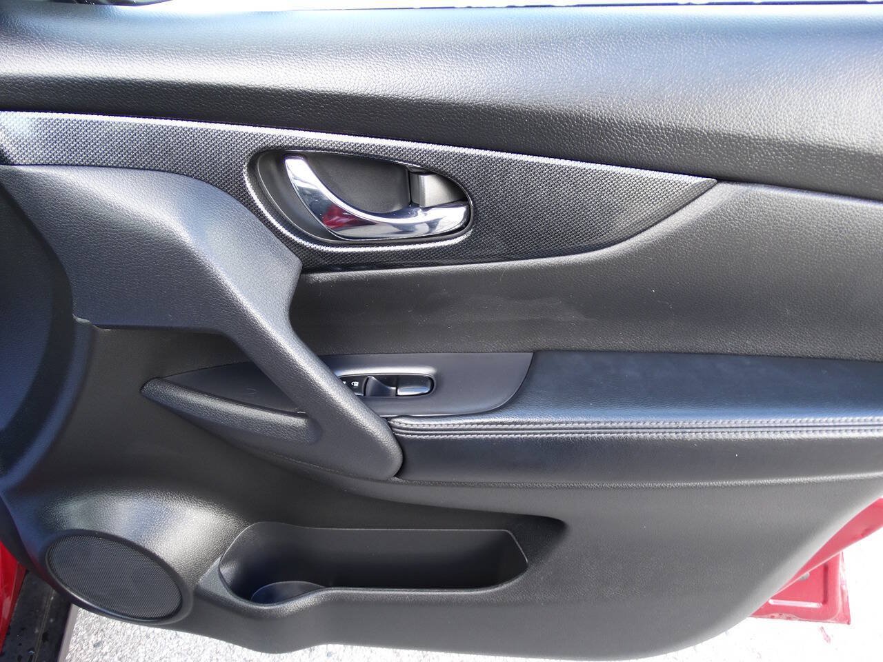 Used 2015 Nissan Rogue AWD SL w/ Premium Package image 45